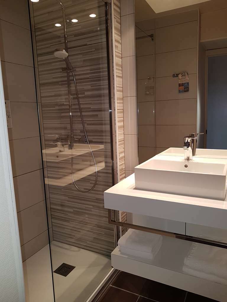 Kyriad Bourg En Bresse Zimmer foto